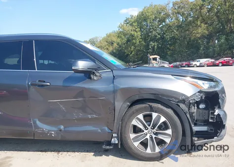 2020 Toyota Highlander Xle из США, поврежденный, VIN 5TDGZRBH6LS011386